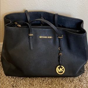 MICHAEL KORS Black Tote